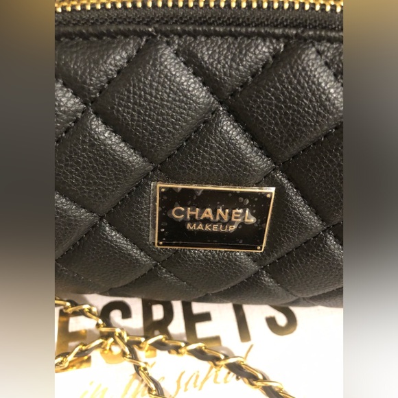 Authentic CHANEL Black Quilted Caviar Restyled Makeup Bag to Shoulder/Crossbody - Picture 7 of 15